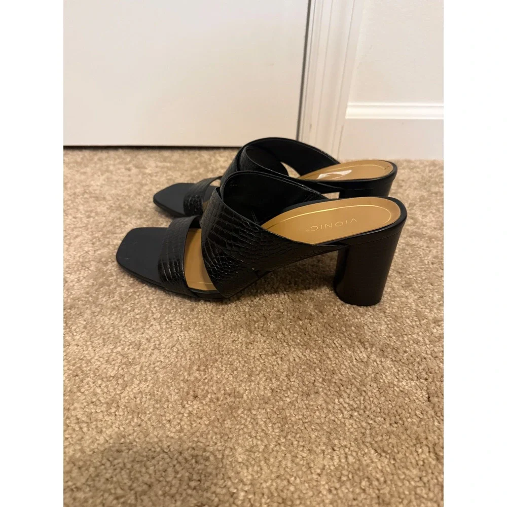 Vionic Merlot Heeled Sandals Womens 8.5 Black Good Croc Embossed Block Heel